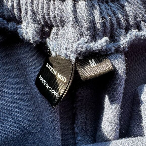 Embroidered Mushroom Ruffle Shorts - Picture 5 of 6